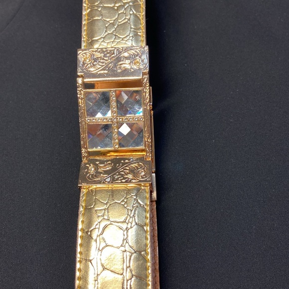 RRango Unisex Gold Tone 4 White Stones
Design Ostrich Custom Belt. - Picture 4 of 11